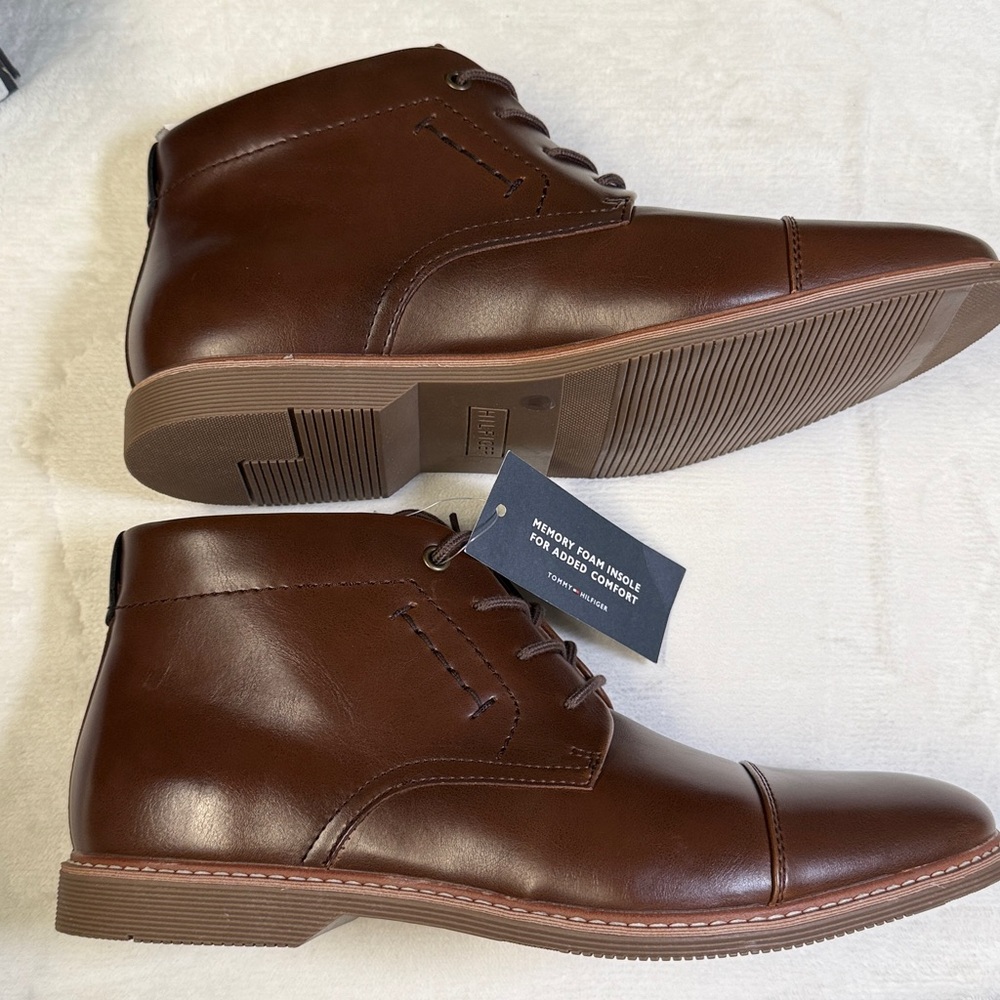 Tommy Hilfiger Men's Rawstin Cap Toe Chukka Boots - Size 10M - Picture 10 of 11